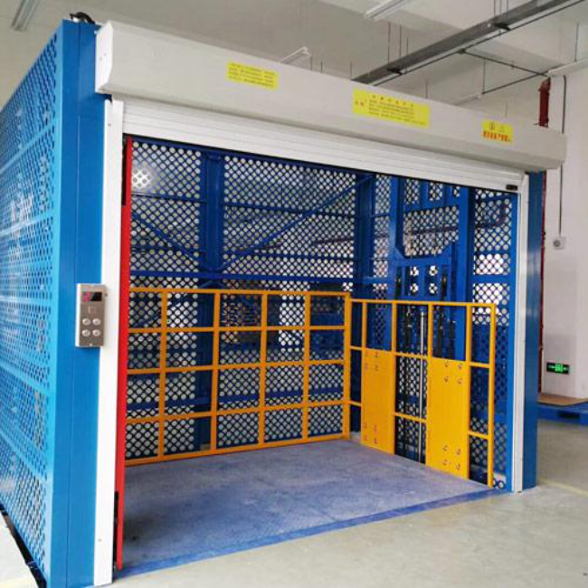 新蔡导轨式升降货梯