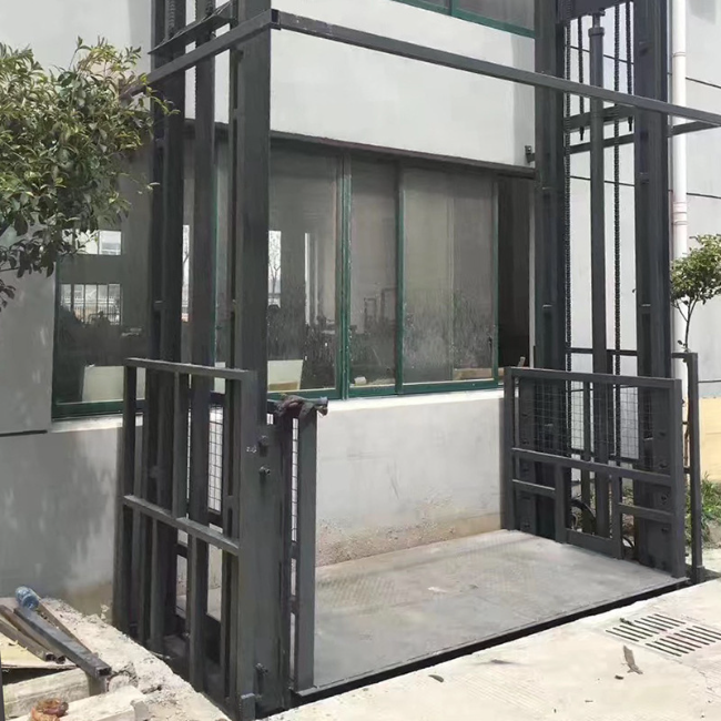新蔡5吨室外升降货梯
